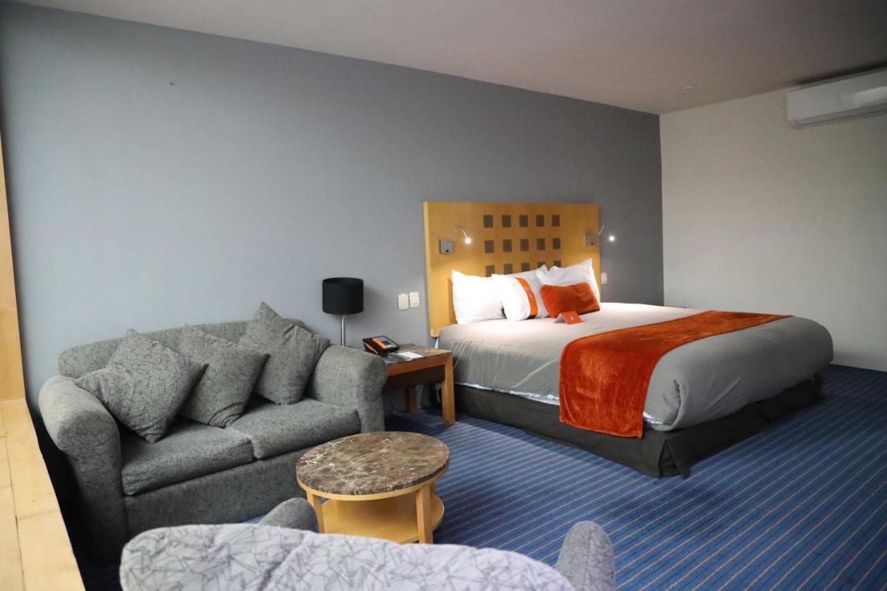 Real Inn نويفو لاريدو المظهر الخارجي الصورة
