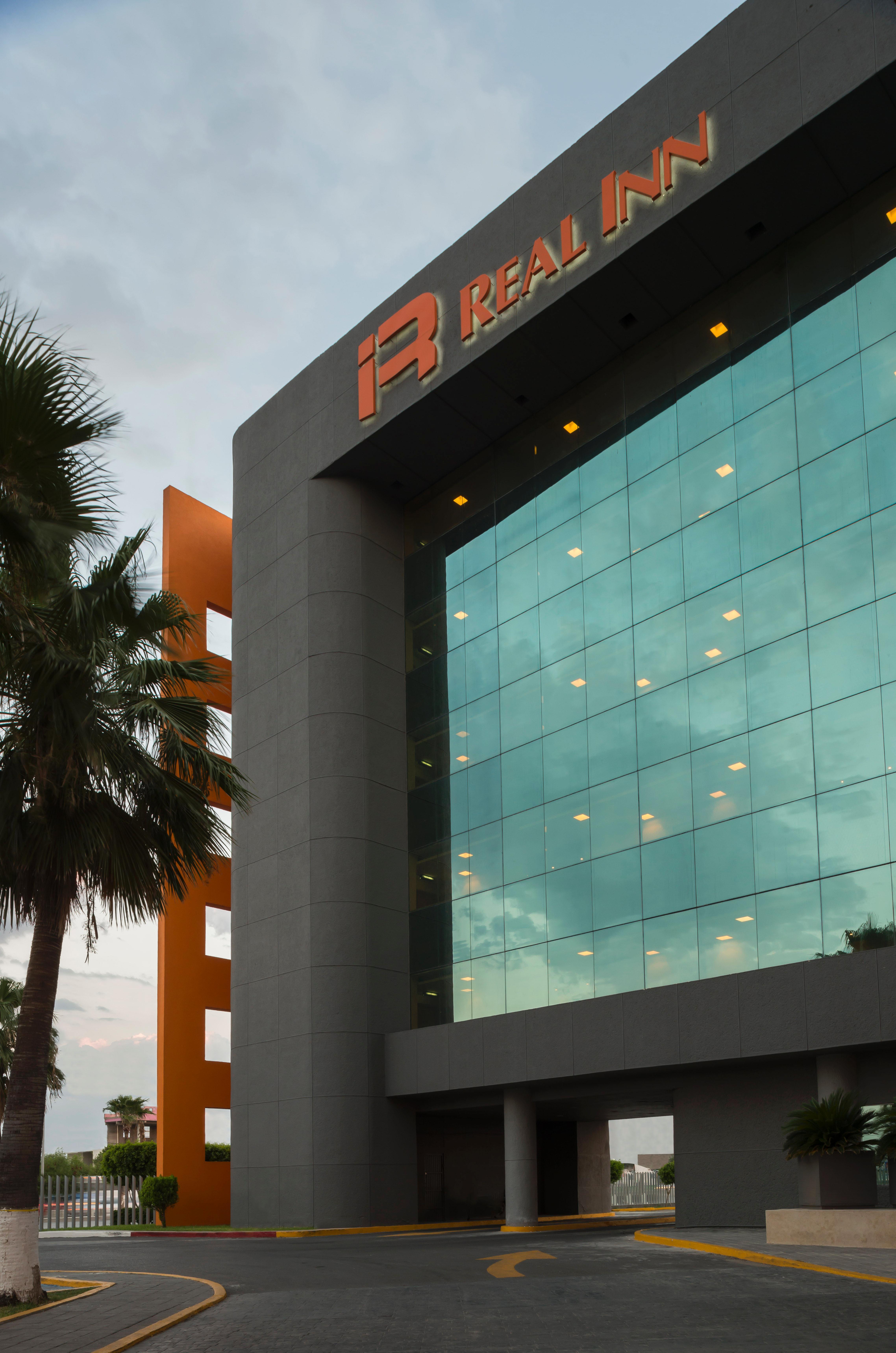 Real Inn نويفو لاريدو المظهر الخارجي الصورة