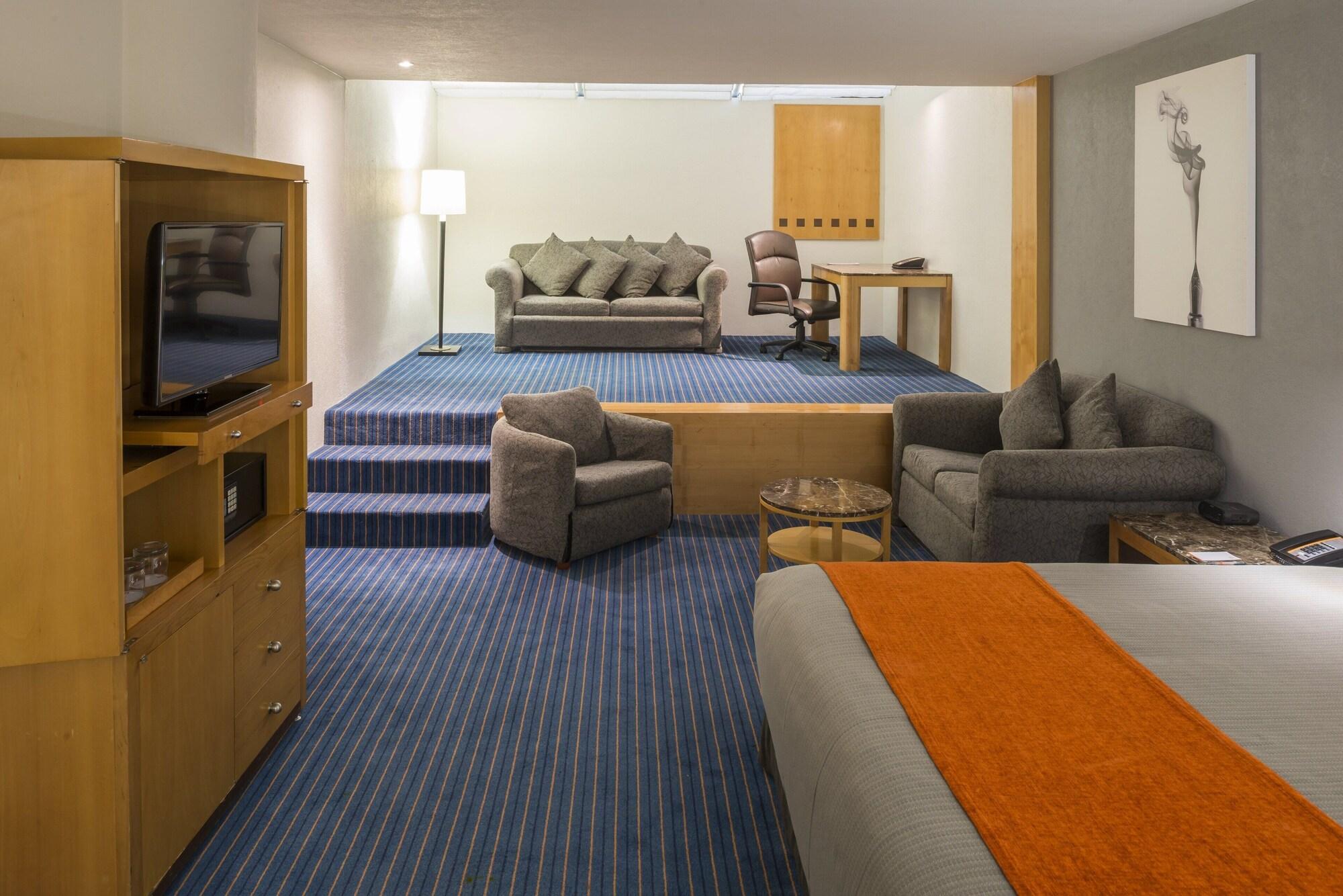 Real Inn نويفو لاريدو المظهر الخارجي الصورة